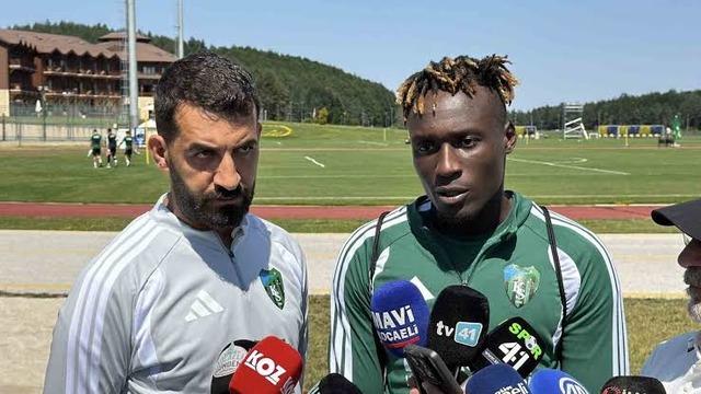 Daniel Agyei sözleri