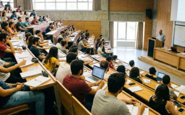 Üç yıllık lisans programı