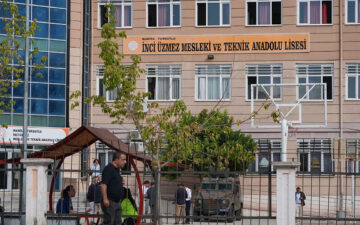 İnci Üzmez Lisesi